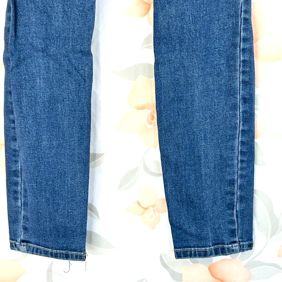 YMI Jeans Womens 3 Blue Medium Wash Skinny Distressed Low Rise 5 Pocket Denim - Picture 9 of 13